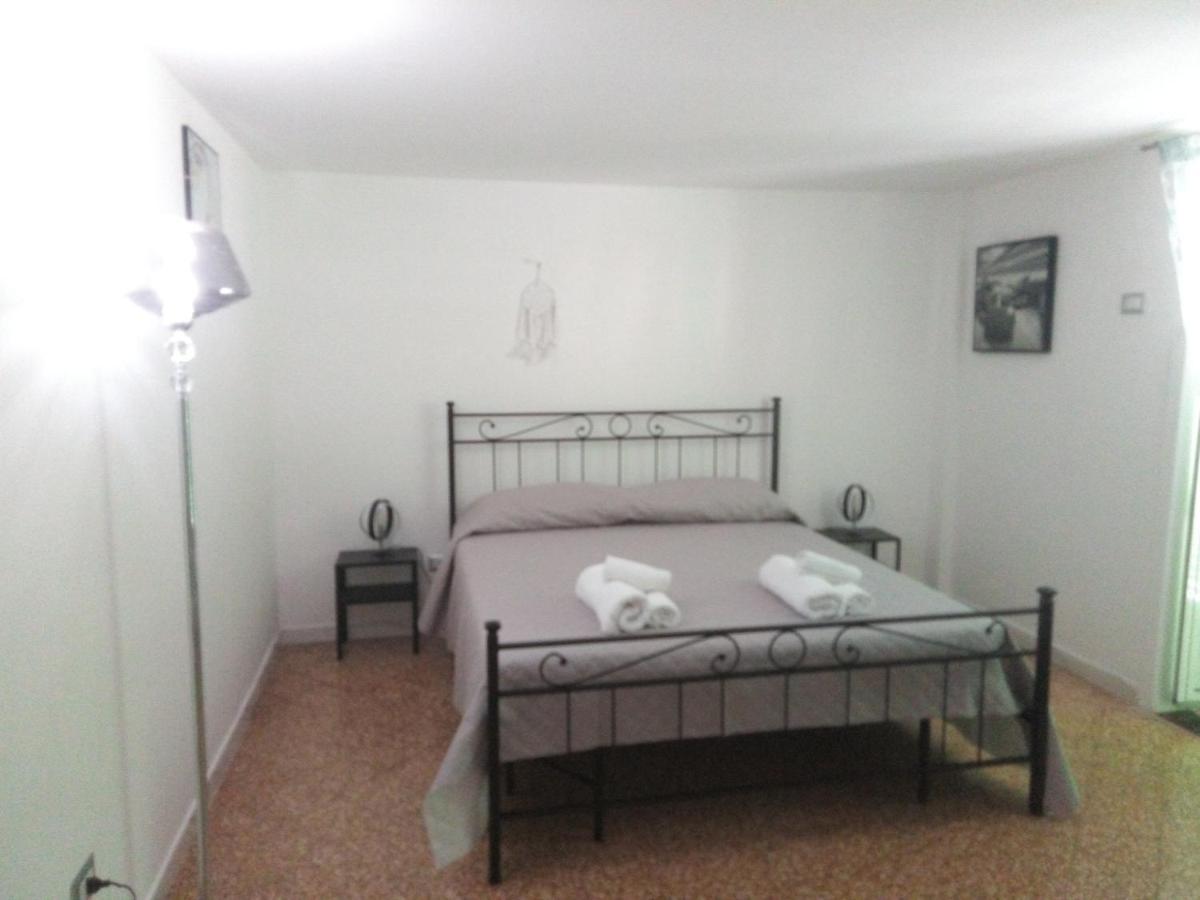 New Rose House Διαμέρισμα Μολφέττα Εξωτερικό φωτογραφία